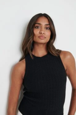 Billie Crochet Knit Top - Black -Outlet Stylistae Store Billie Racer Crochet Tee Black 3956