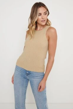 Billie Twisted Cut Out Top - Beige -Outlet Stylistae Store Billie Twist Tee Beige 524