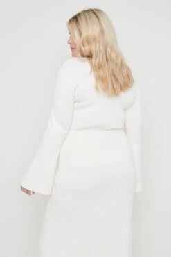 Blythe Cut Out Knit Top - Cream -Outlet Stylistae Store Blythe Set Cream Curve 2570