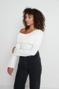 Brigitte Asymmetric Knit Top- Cream -Outlet Stylistae Store Brigitte top cream 2505