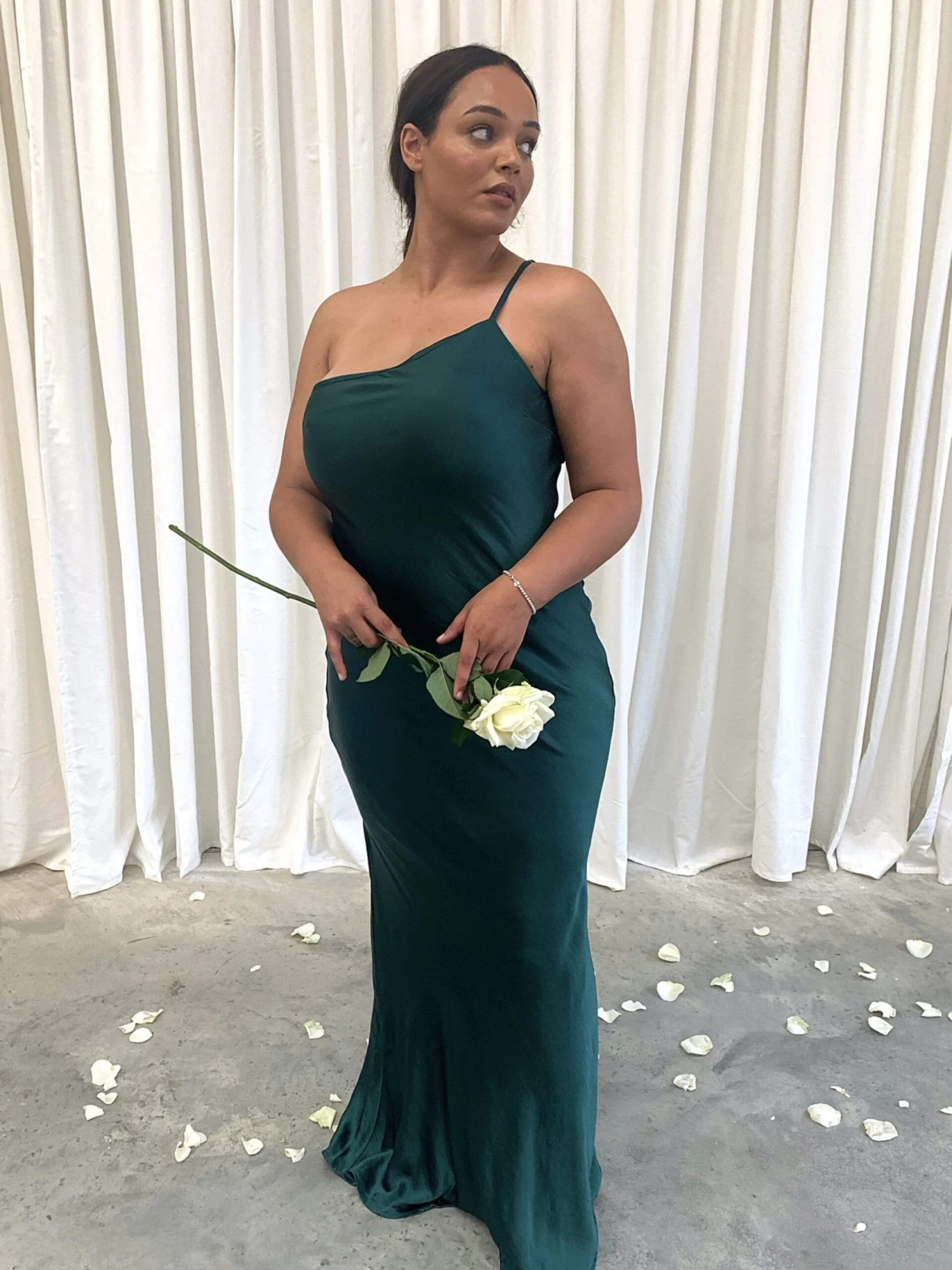 Amelia Maxi Dress - Matte Emerald Green 3 Amelia Maxi Dress - Matte Emerald Green - Image 3