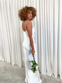 Keisha Maxi Dress - Matte Ivory 11 Keisha Maxi Dress - Matte Ivory -Outlet Stylistae Store IMG 4071