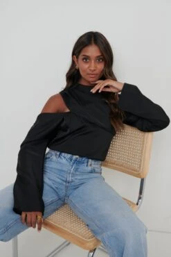 Jett Asymmetric Blouse - Black -Outlet Stylistae Store Jett Blouse Black 575