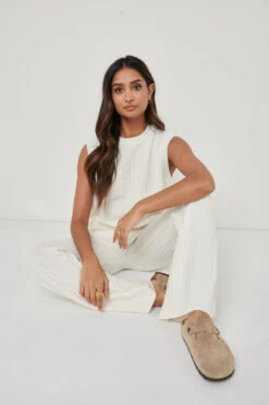 Quinn Crochet Knit Top - White -Outlet Stylistae Store Quinn Set Cream 1318