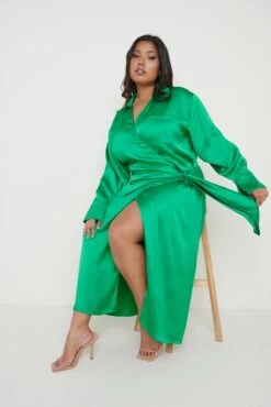 Ronnie Recycled Satin Wrap Dress - Emerald Green -Outlet Stylistae Store Ronnie Dress Green Curve 2076