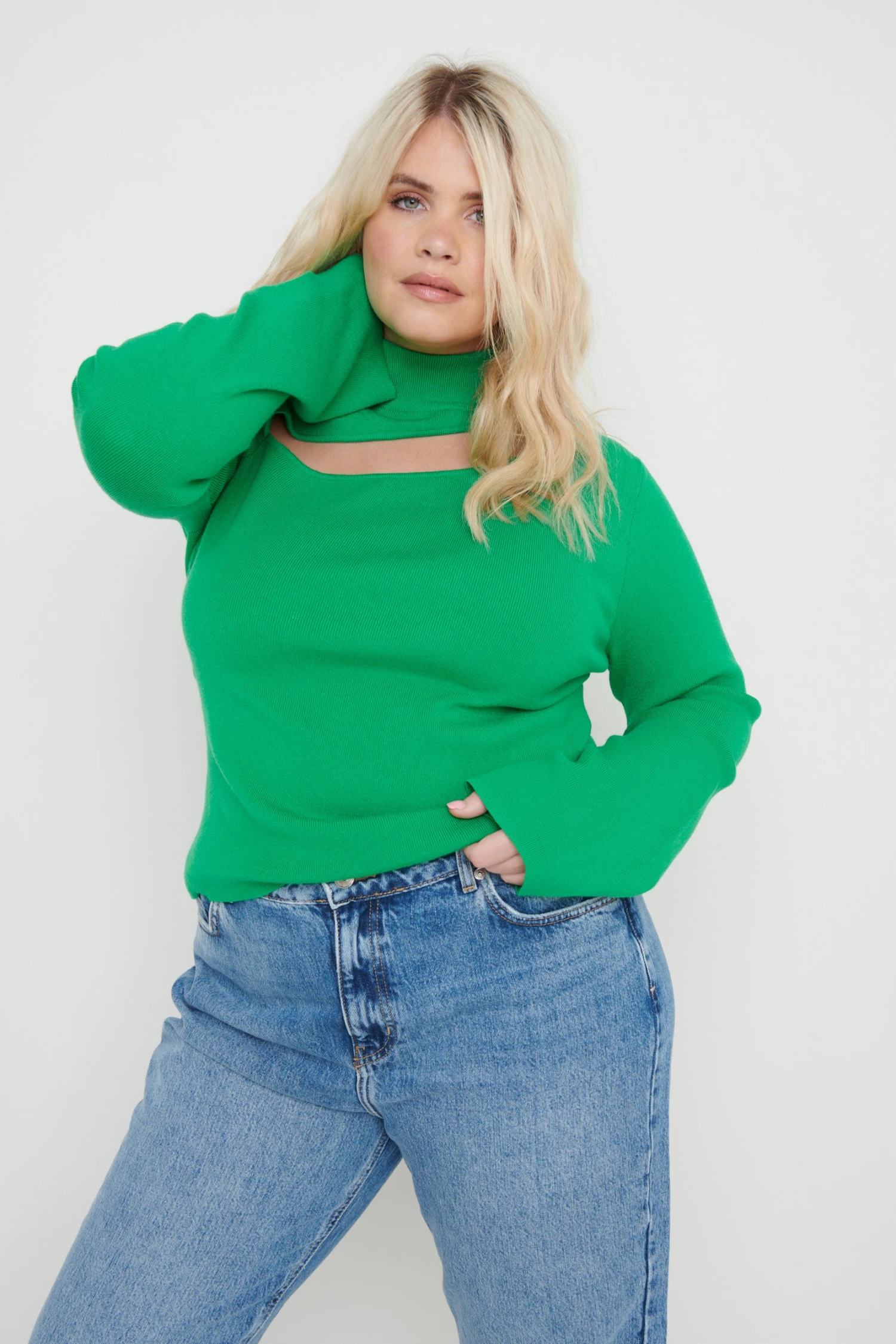 Shani Cut Out Knit Top - Bright Emerald 9 Shani Cut Out Knit Top - Bright Emerald - Image 9