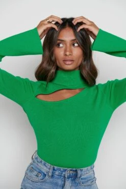 Shani Cut Out Knit Top - Bright Emerald 12 Shani Cut Out Knit Top - Bright Emerald -Outlet Stylistae Store Shani top green 5253